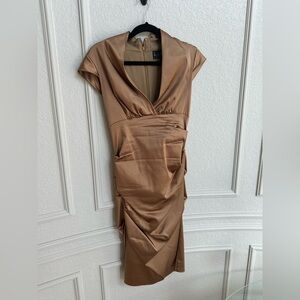Super Chic True Gold cocktail Dress